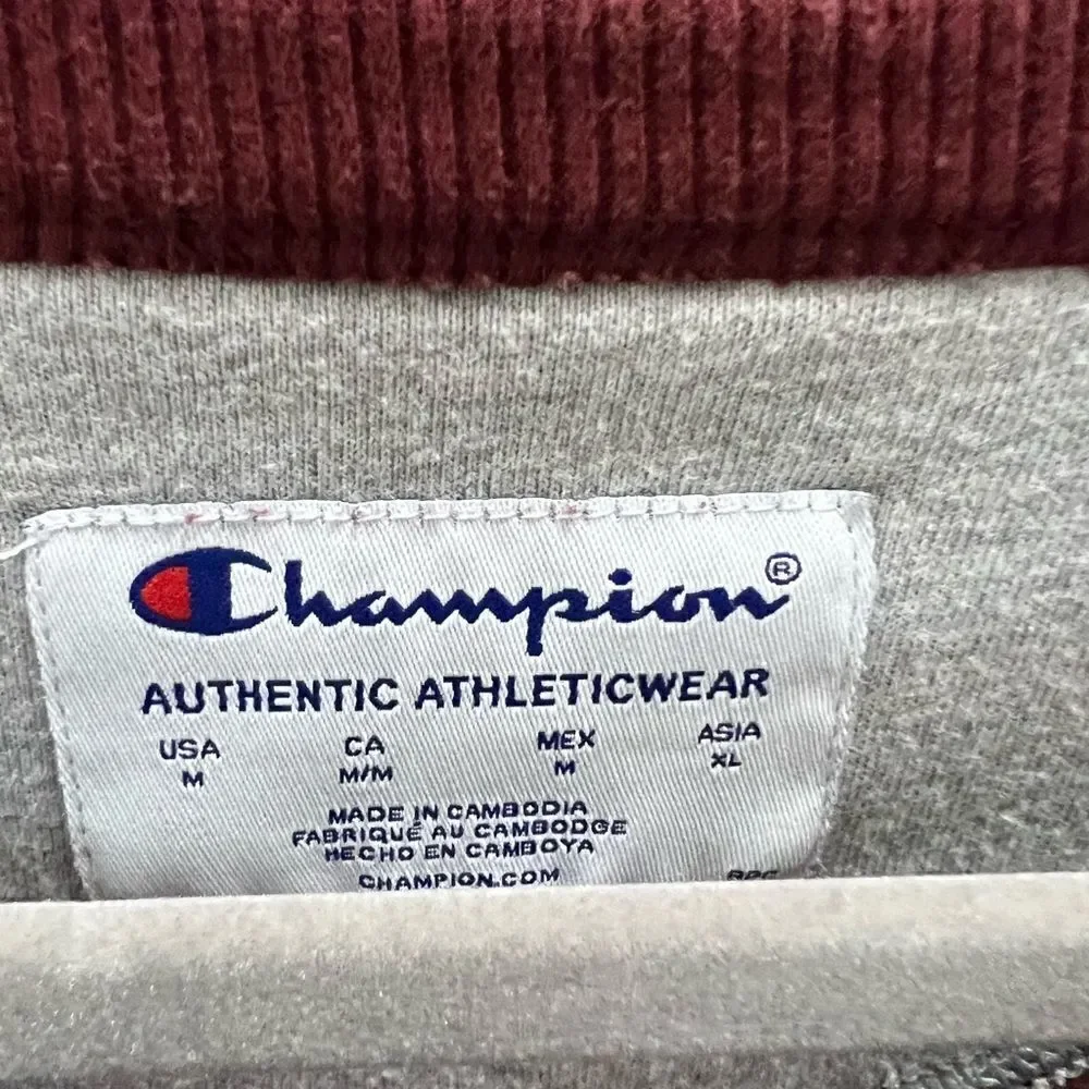 Men’s champion crewneck sweatshirt